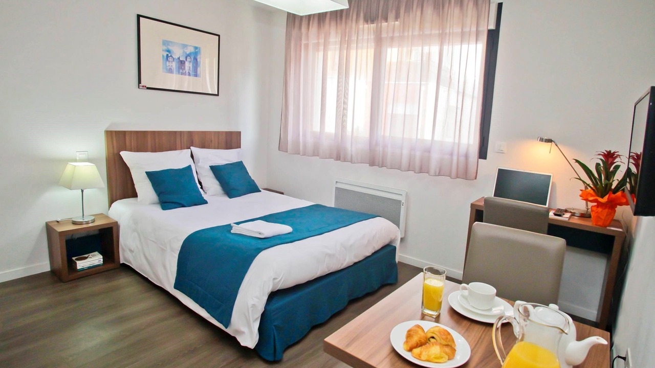 Photo of Bedroom in Tours