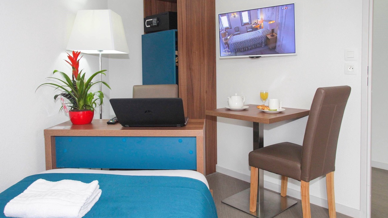 Photo of Bedroom in Chateaudun-Bannier