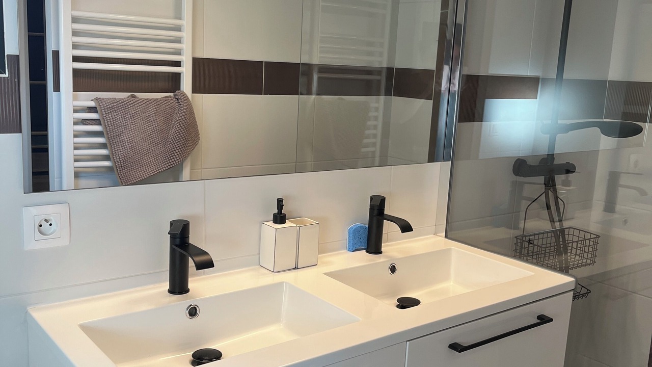 Photo of Bathroom in Lattes