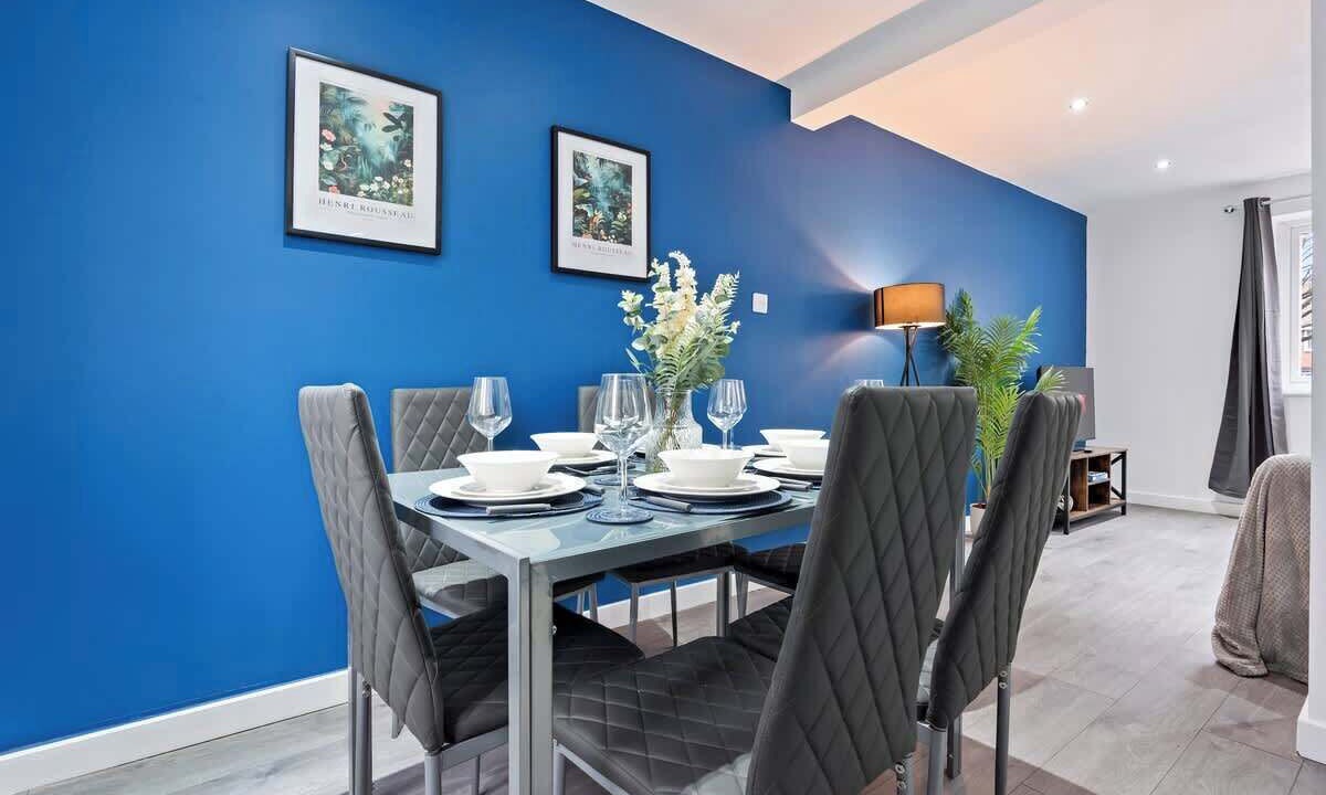 Photo of Others in Cradley