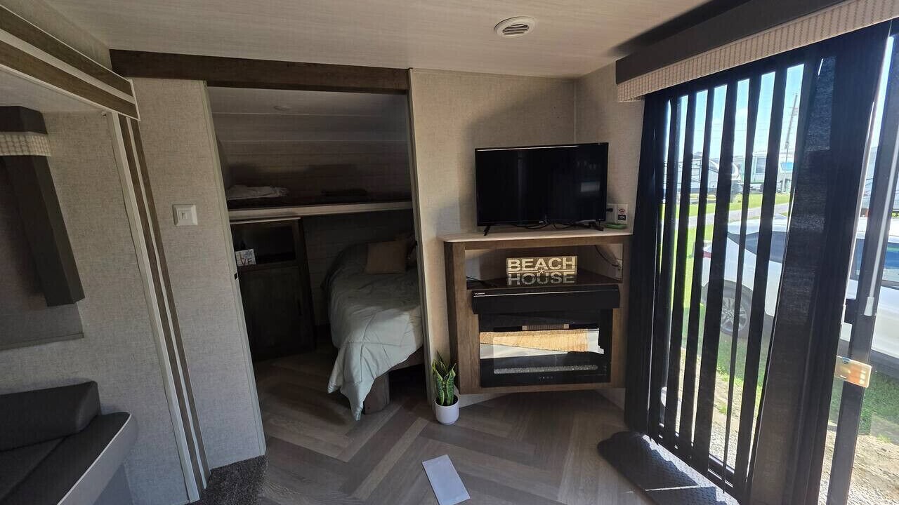 Photo of Bedroom in North Topsail Beach