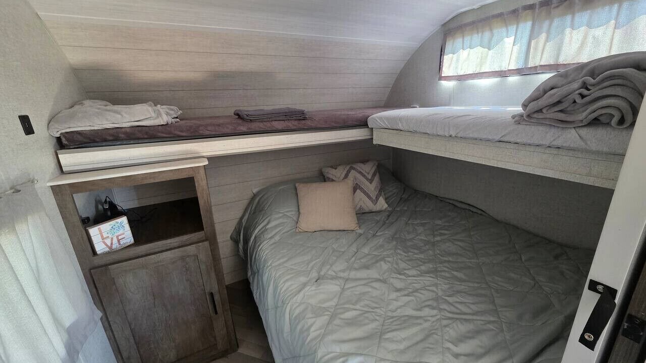 Photo of Bedroom in North Topsail Beach