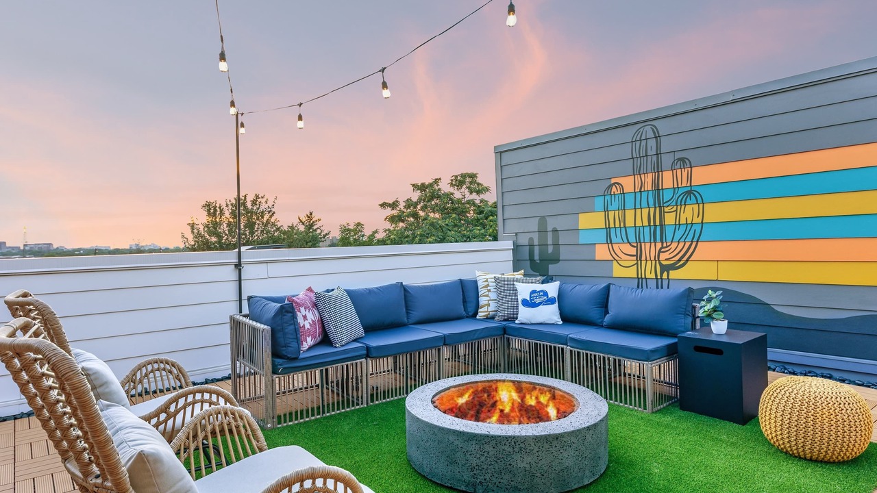 Photo of Patio Balcony in Hurwood Heights