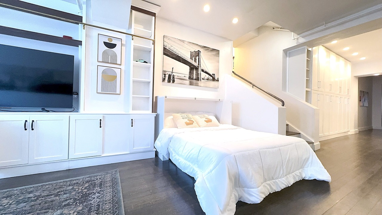 Photo of Bedroom in Downtown Boston