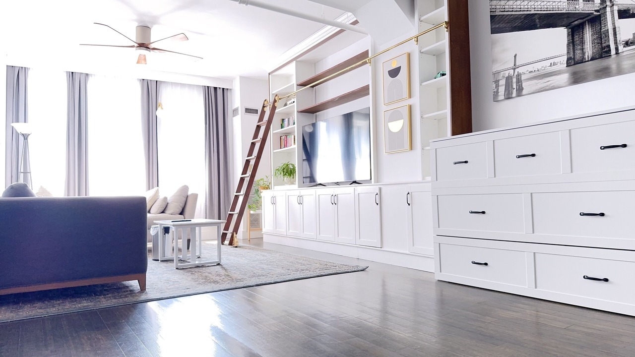 Photo of Livingroom in Downtown Boston