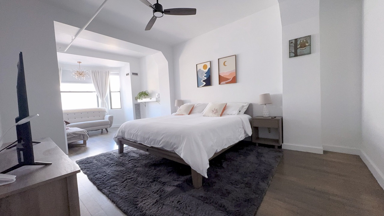 Photo of Others in Downtown Boston