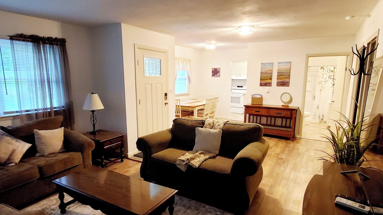 Photo of Livingroom in Hamilton