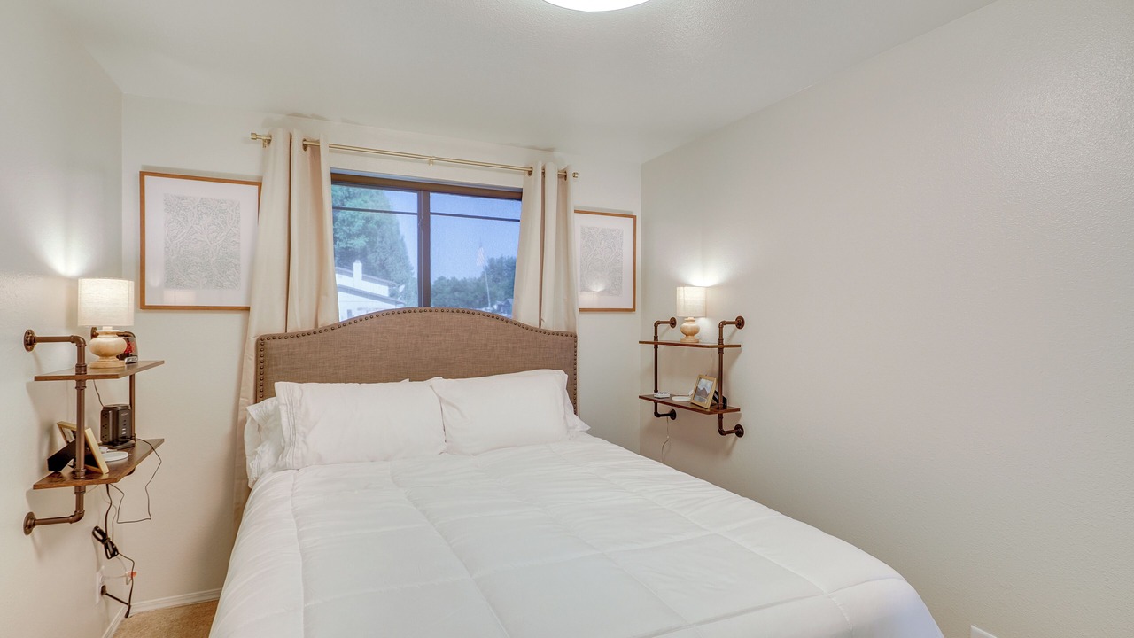 Photo of Bedroom in Vernal