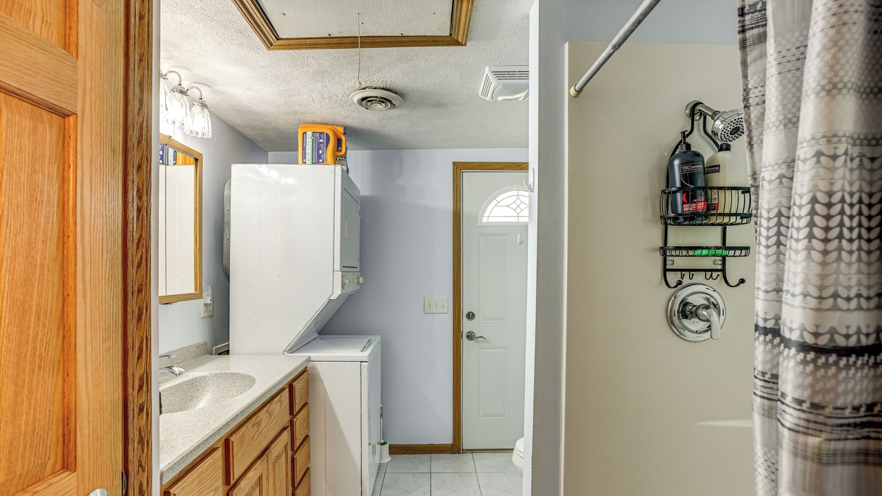 Photo of Bathroom in Brohman