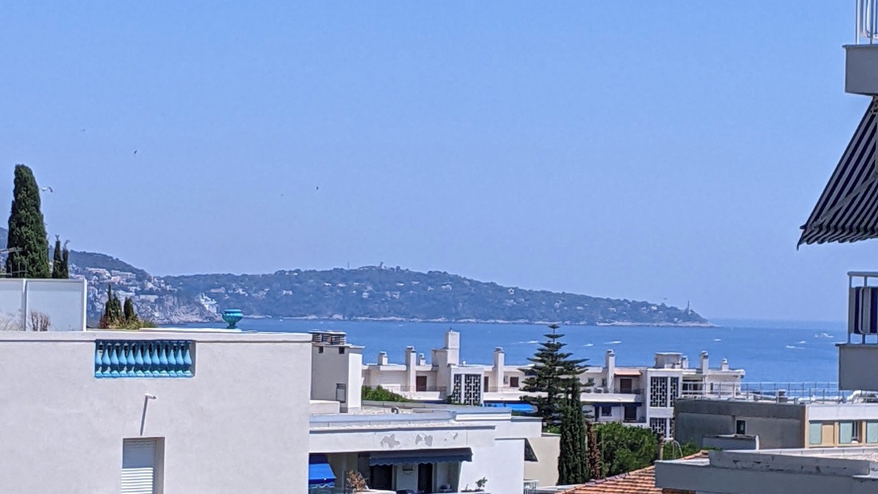 Photo of Others in La Californie