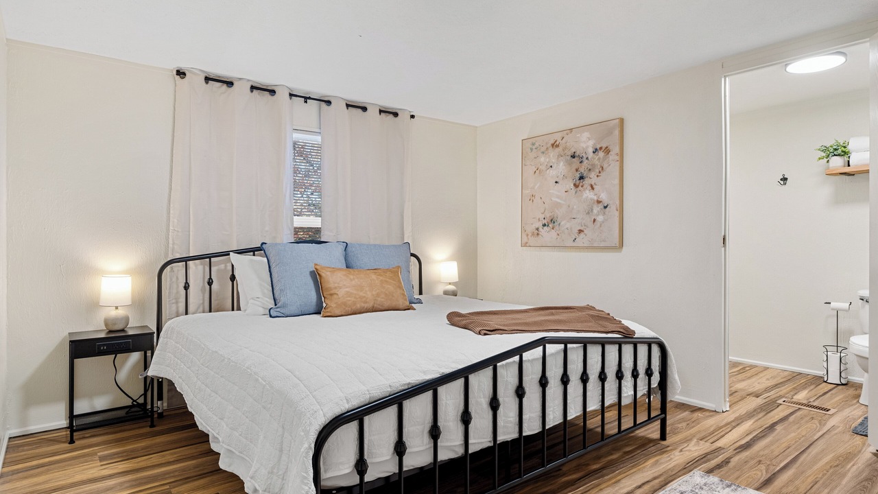 Photo of Bedroom in Cookson
