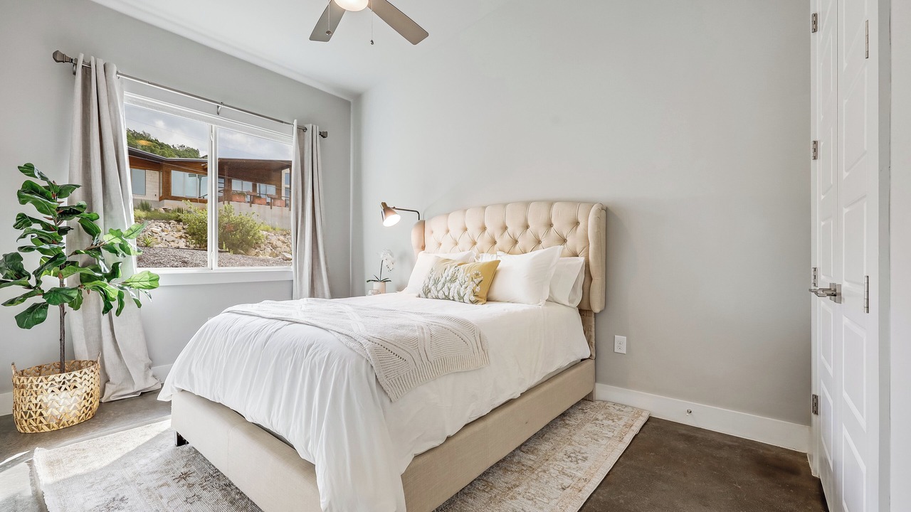 Photo of Bedroom in Lago Vista