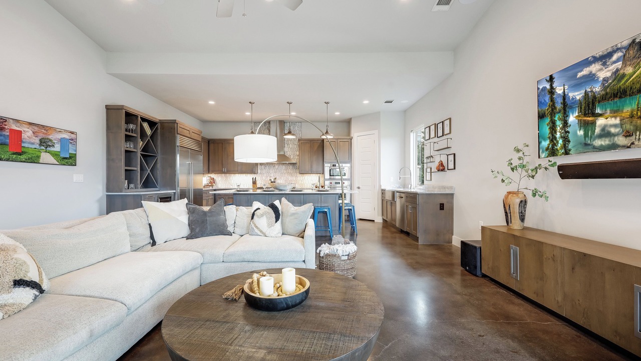 Photo of Livingroom in Lago Vista
