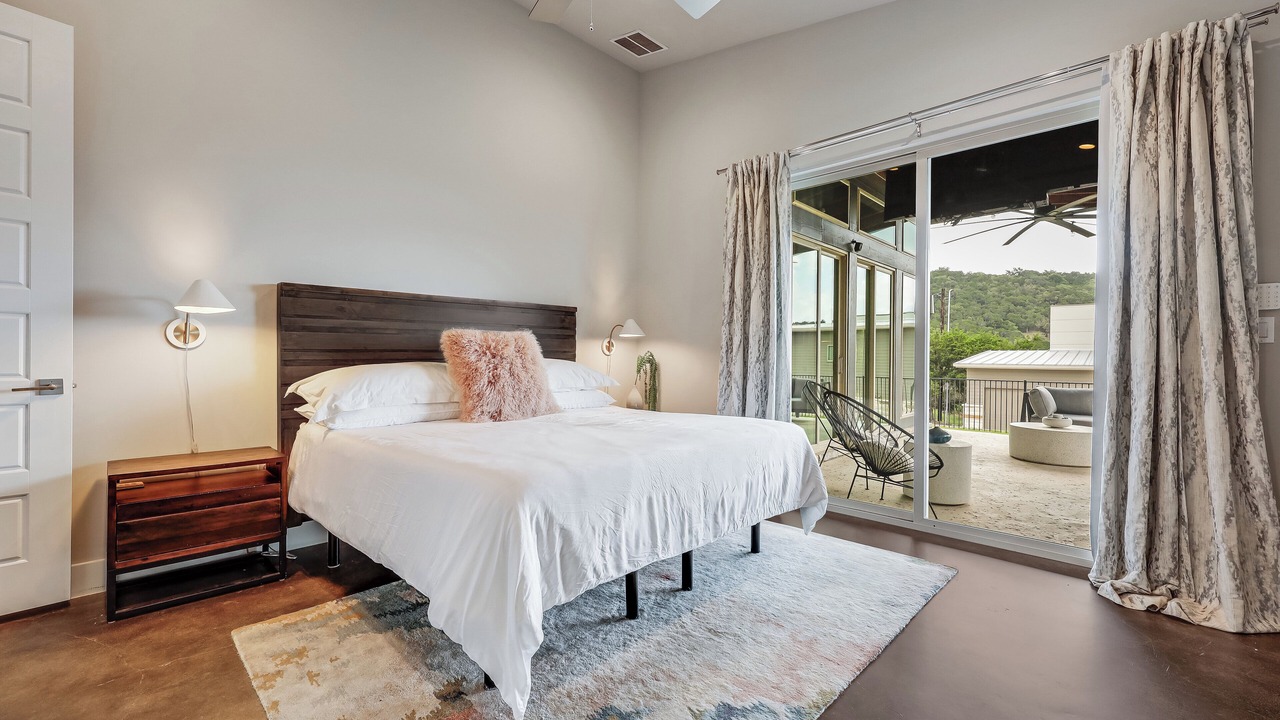 Photo of Bedroom in Lago Vista