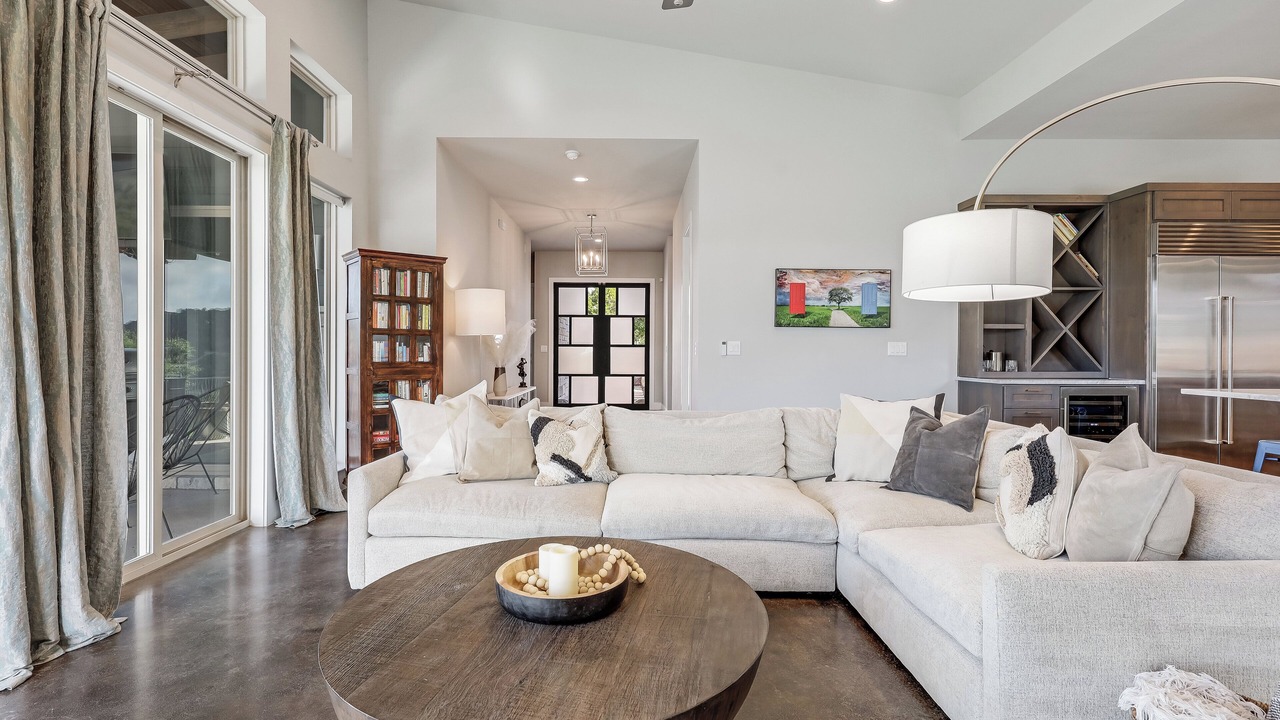 Photo of Livingroom in Lago Vista