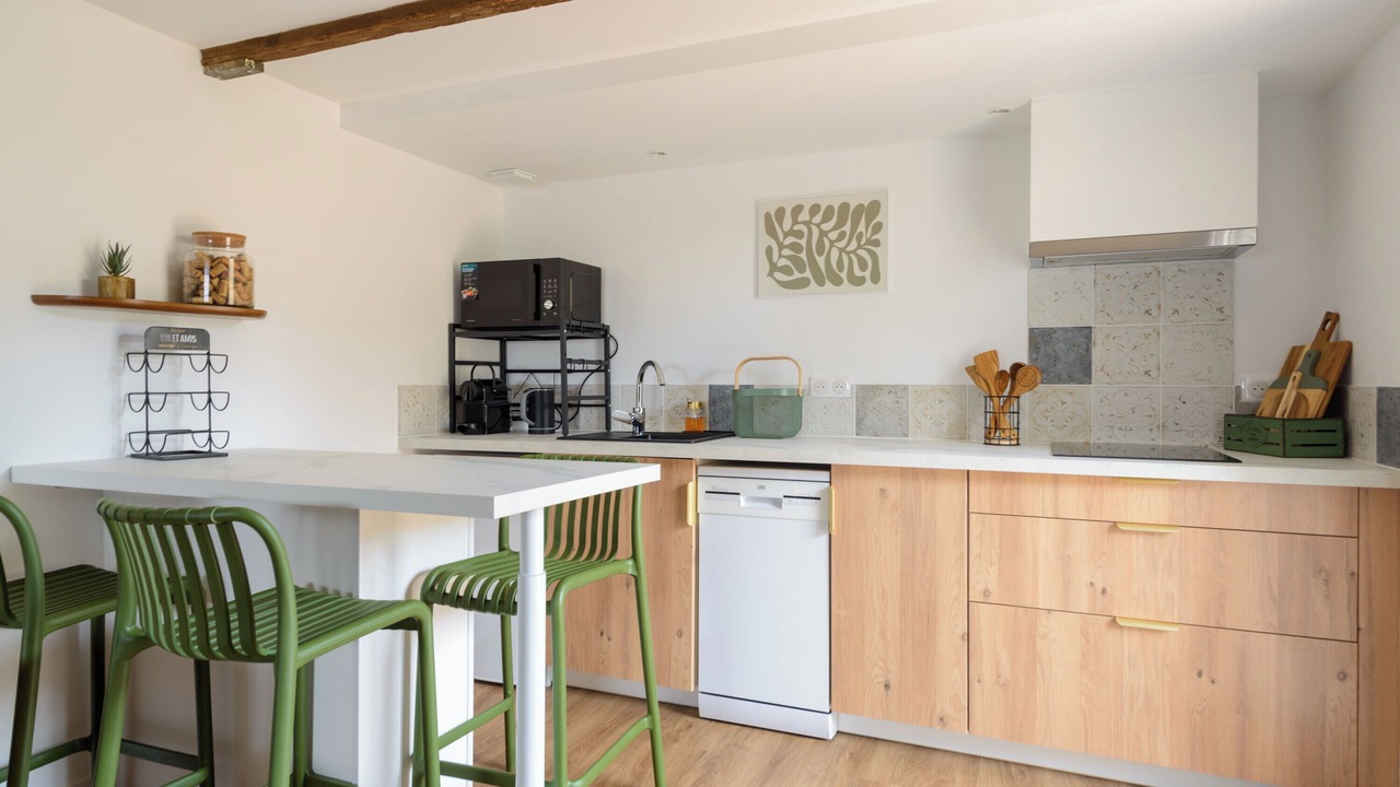 Photo of Kitchen in Saint-Leger-les-Vignes
