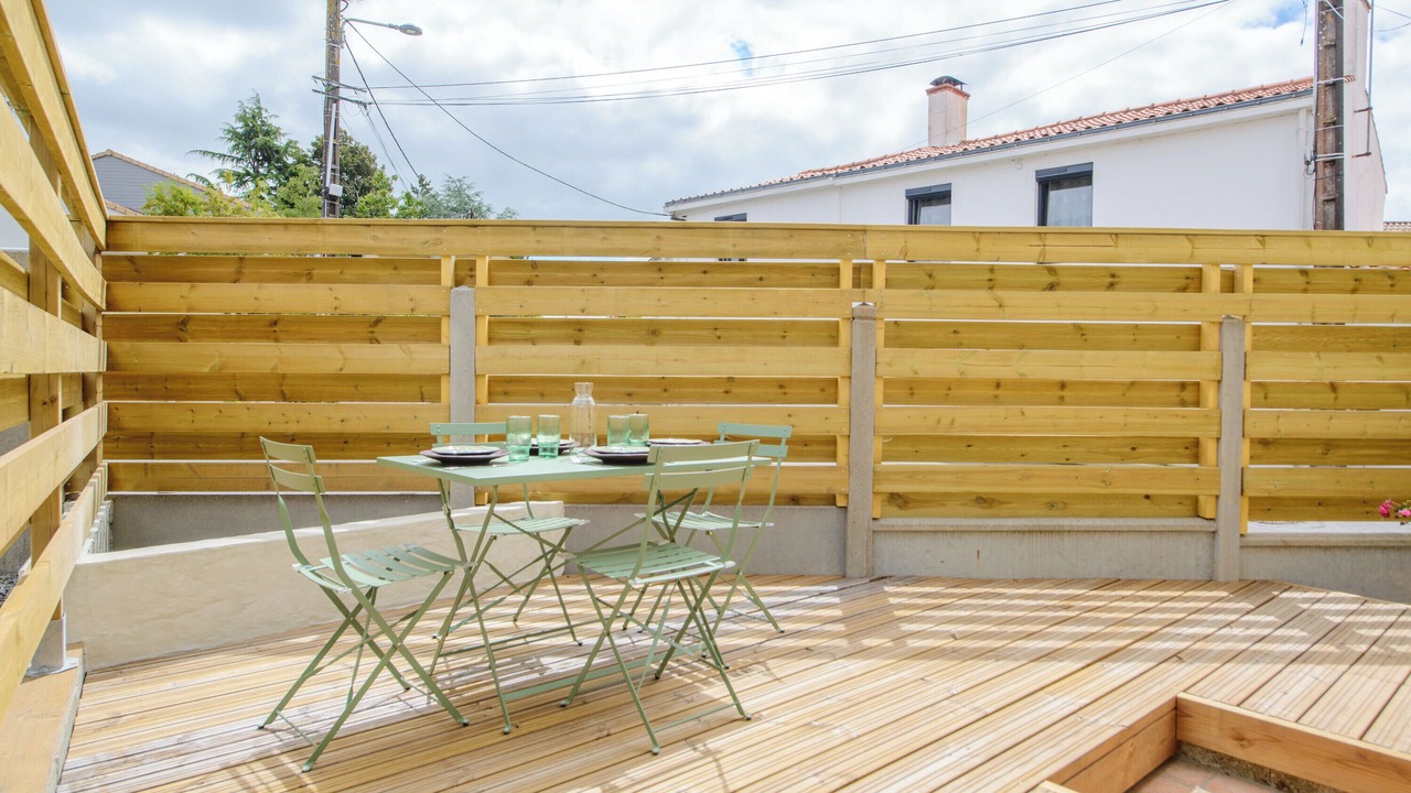 Photo of Outdoor in Saint-Leger-les-Vignes