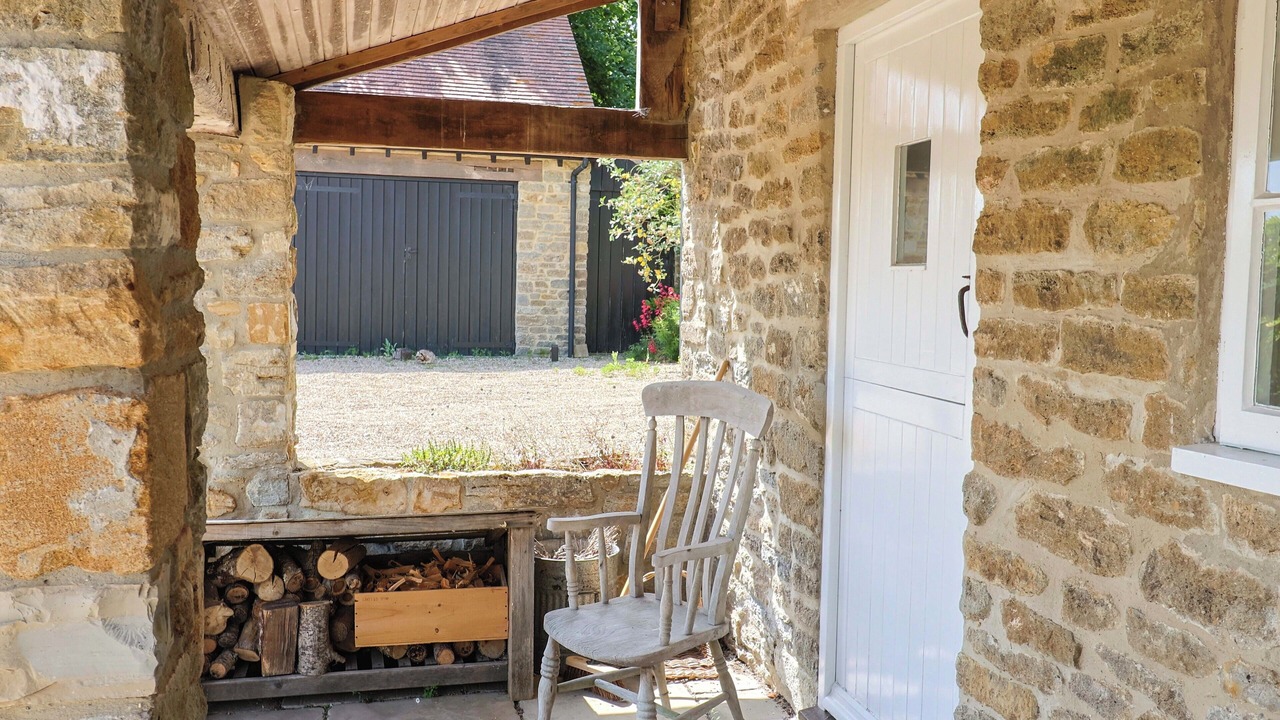 Photo of Patio Balcony in Littlebredy