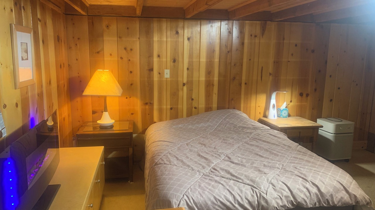 Photo of Bedroom in Colfax