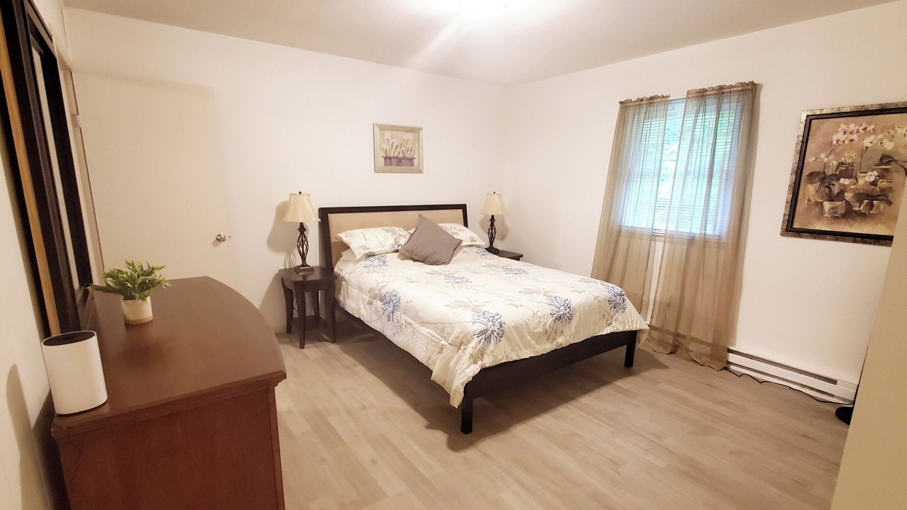 Photo of Bedroom in West Eaton
