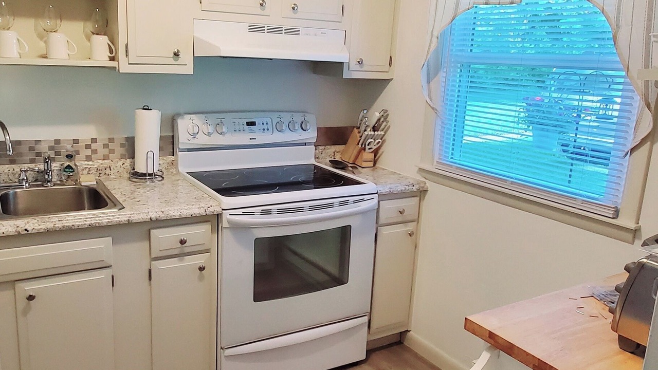 Photo of Kitchen in West Eaton