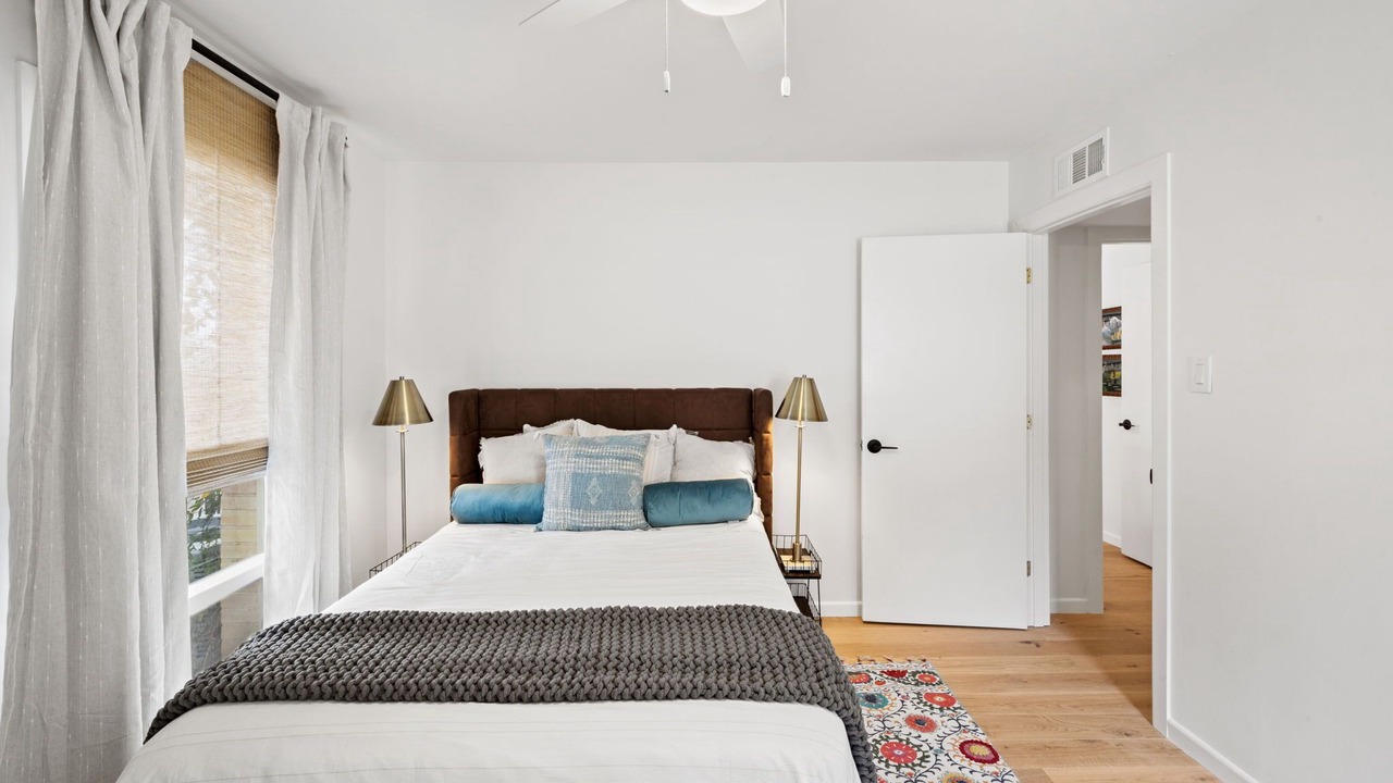 Photo of Bedroom in Highland Park West