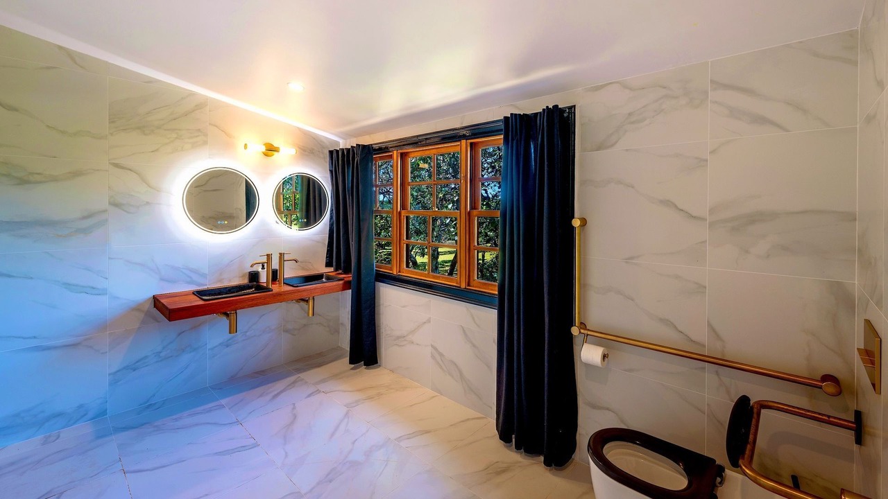 Photo of Bathroom in Woolgoolga