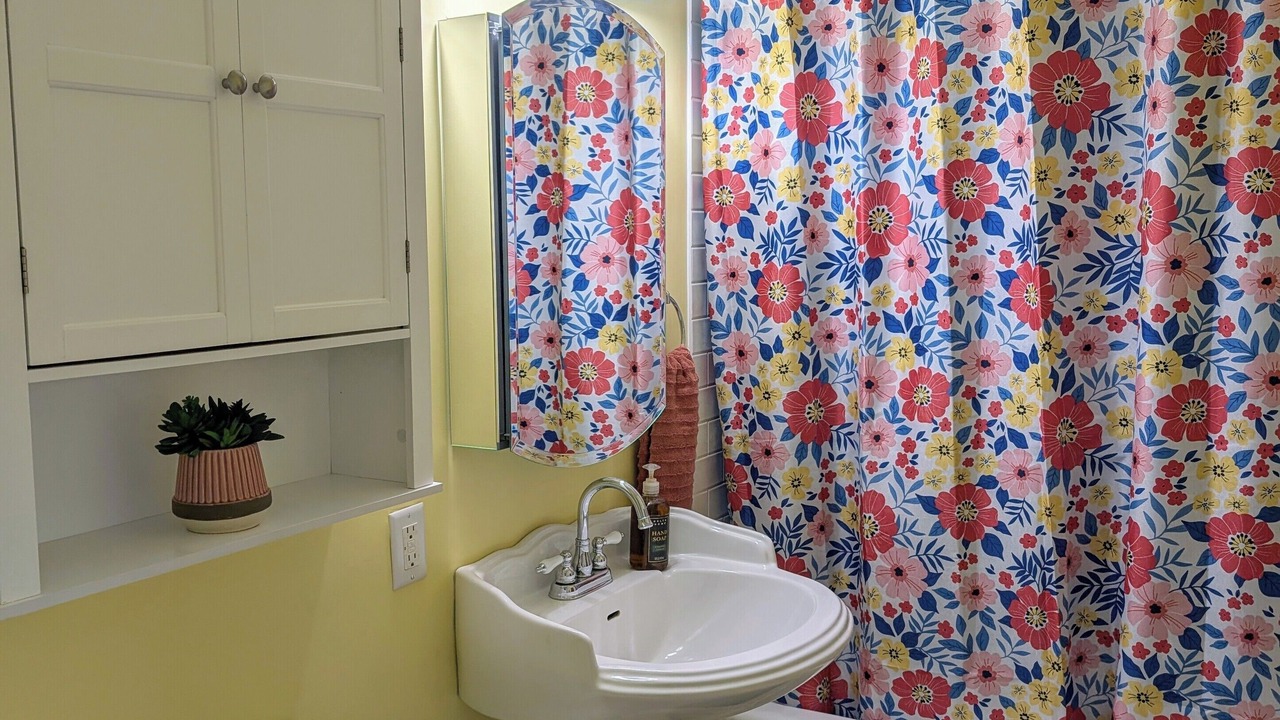 Photo of Bathroom in Saint Marys  Allen County