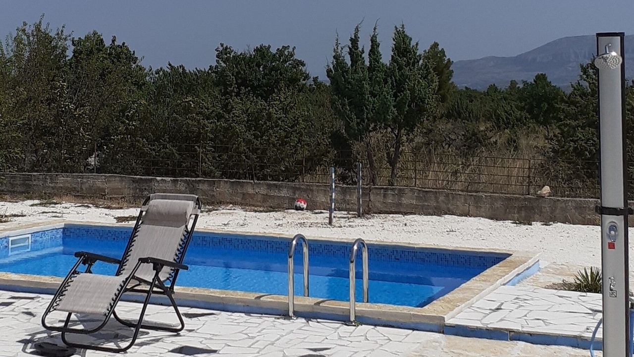 Photo of Outdoor in Drnis