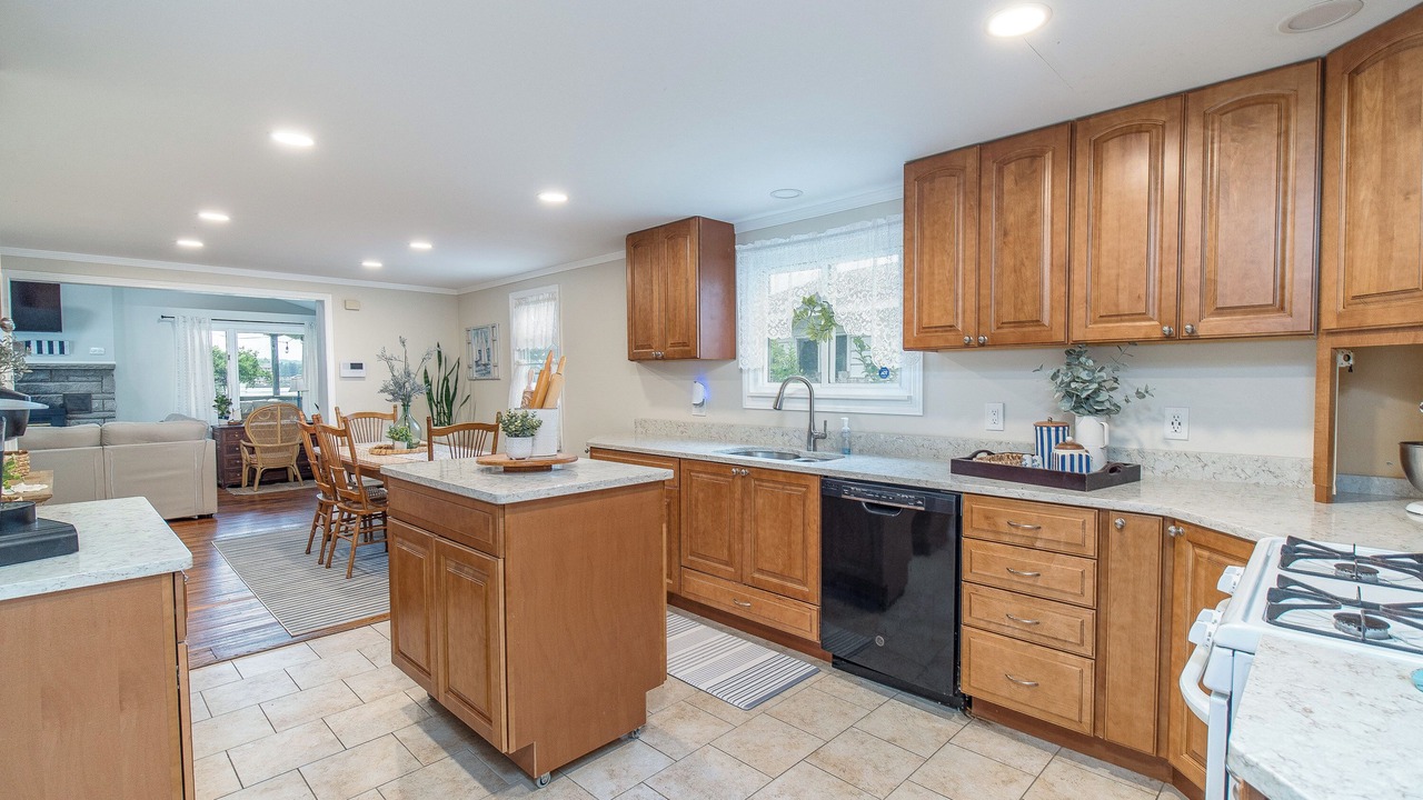 Photo of Kitchen in Jamestown