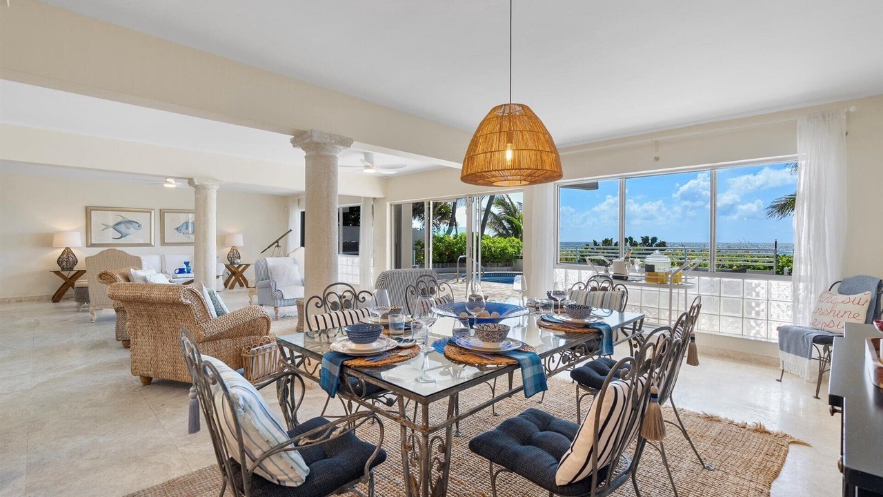 Photo of Others in Lauderdale Beach