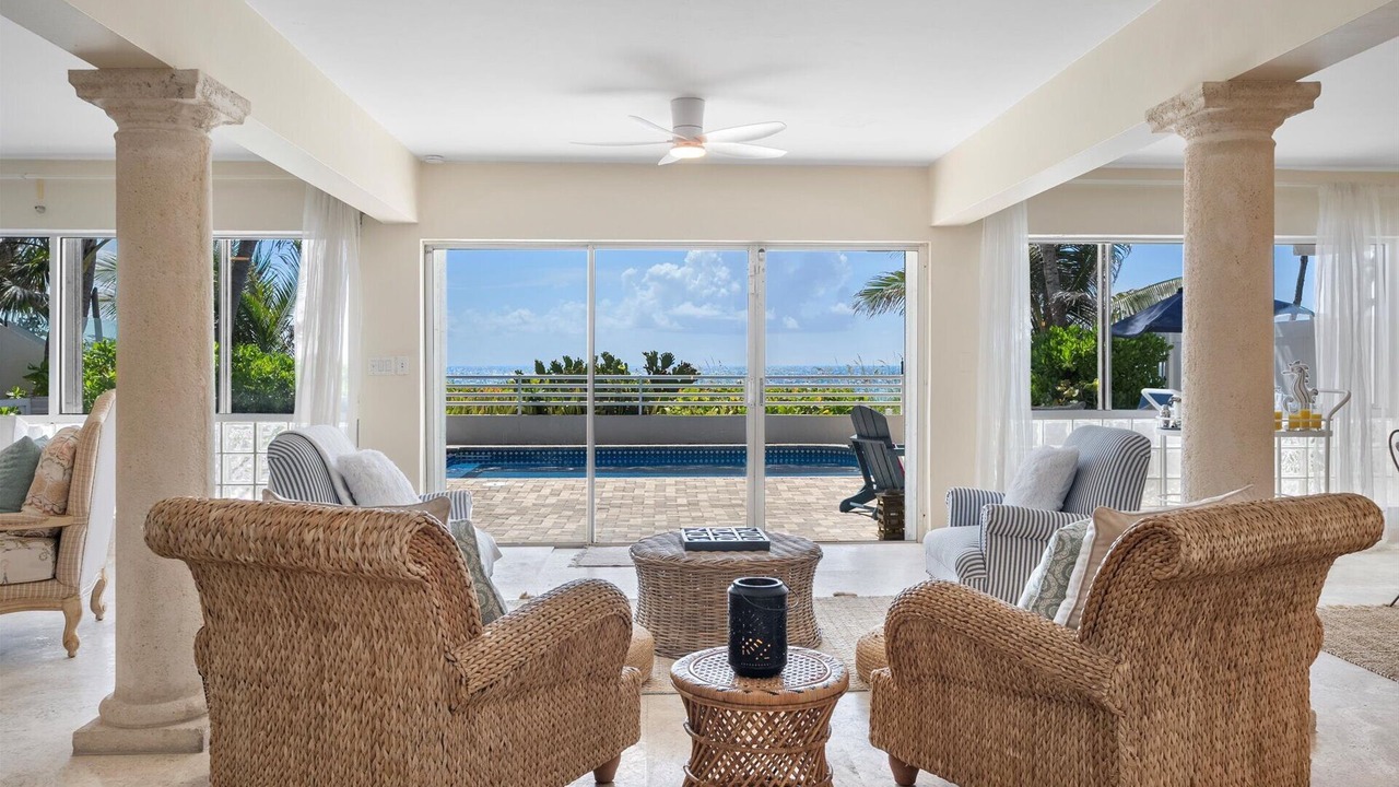 Photo of Outdoor in Lauderdale Beach