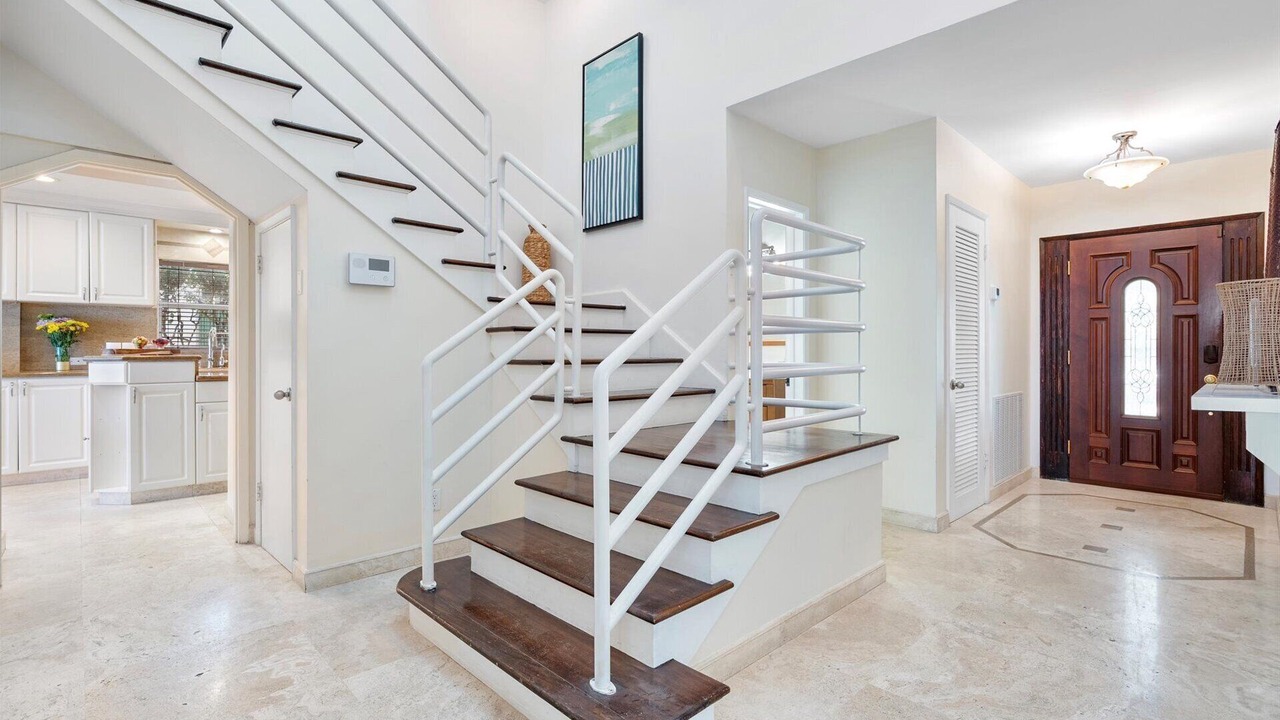 Photo of Others in Lauderdale Beach