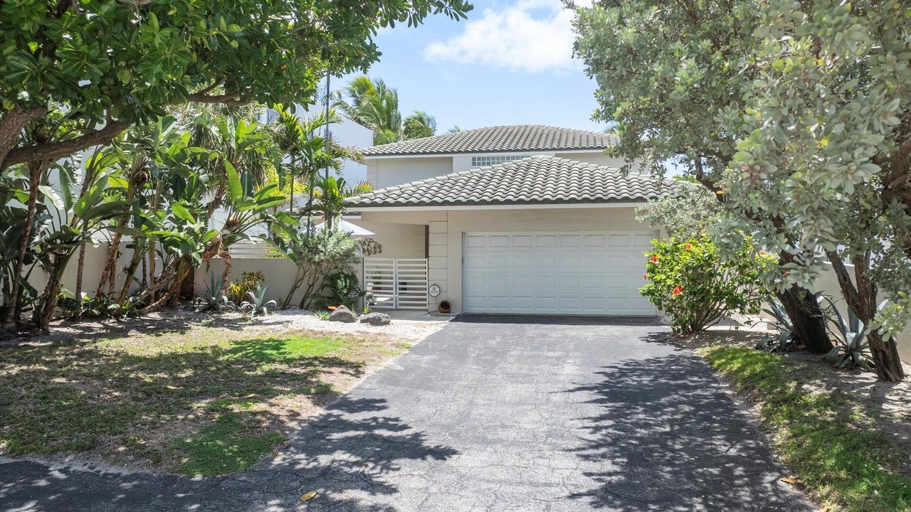 Photo of Outdoor in Lauderdale Beach