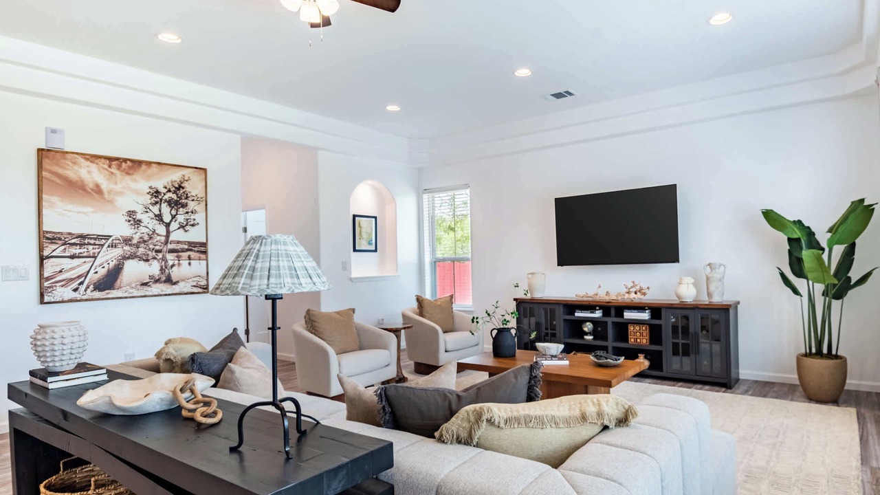 Photo of Livingroom in Del Valle
