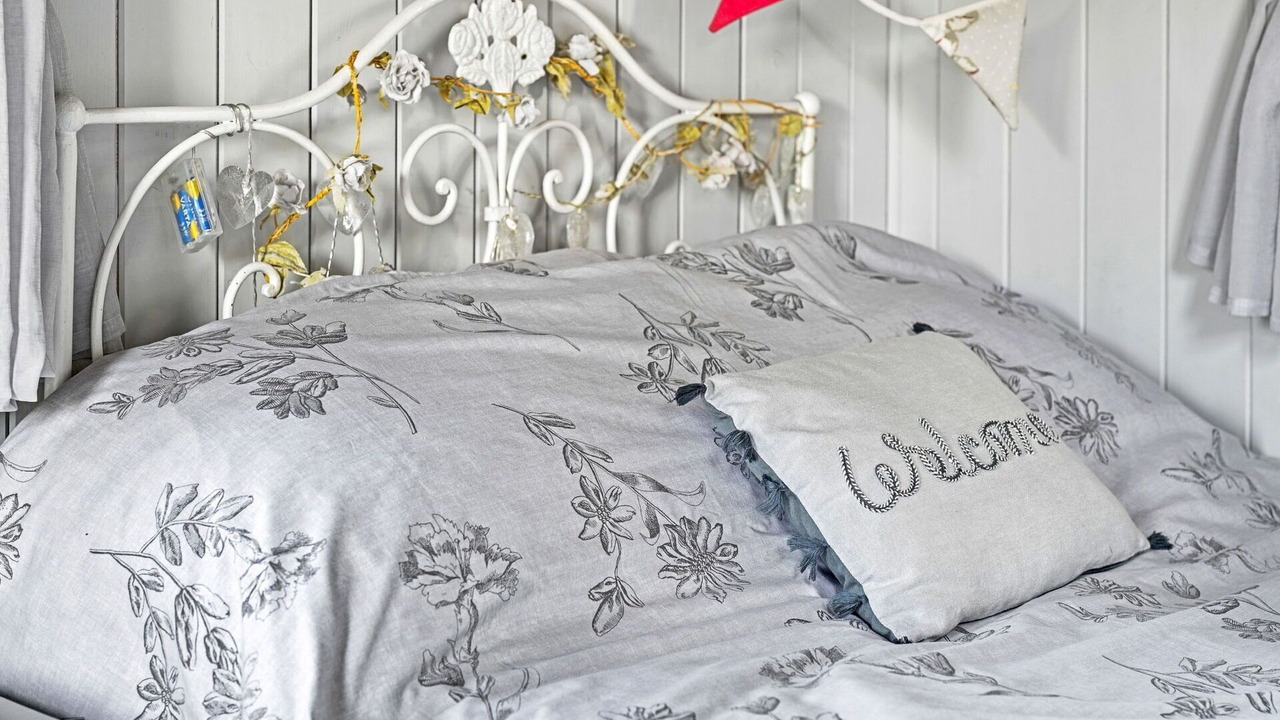 Photo of Patio Balcony in Dunbridge