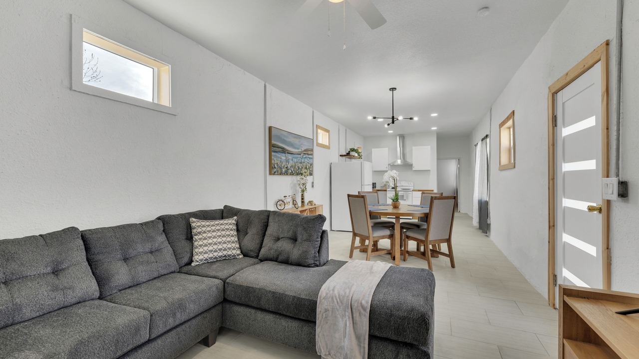 Photo of Livingroom in Segundo Barrio