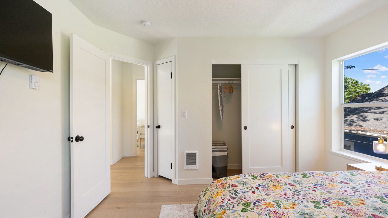 Photo of Bedroom in Alberta Arts District