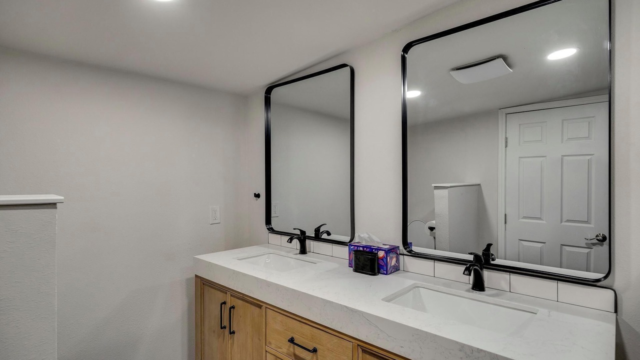Photo of Bathroom in Shearer Hills - Ridgeview