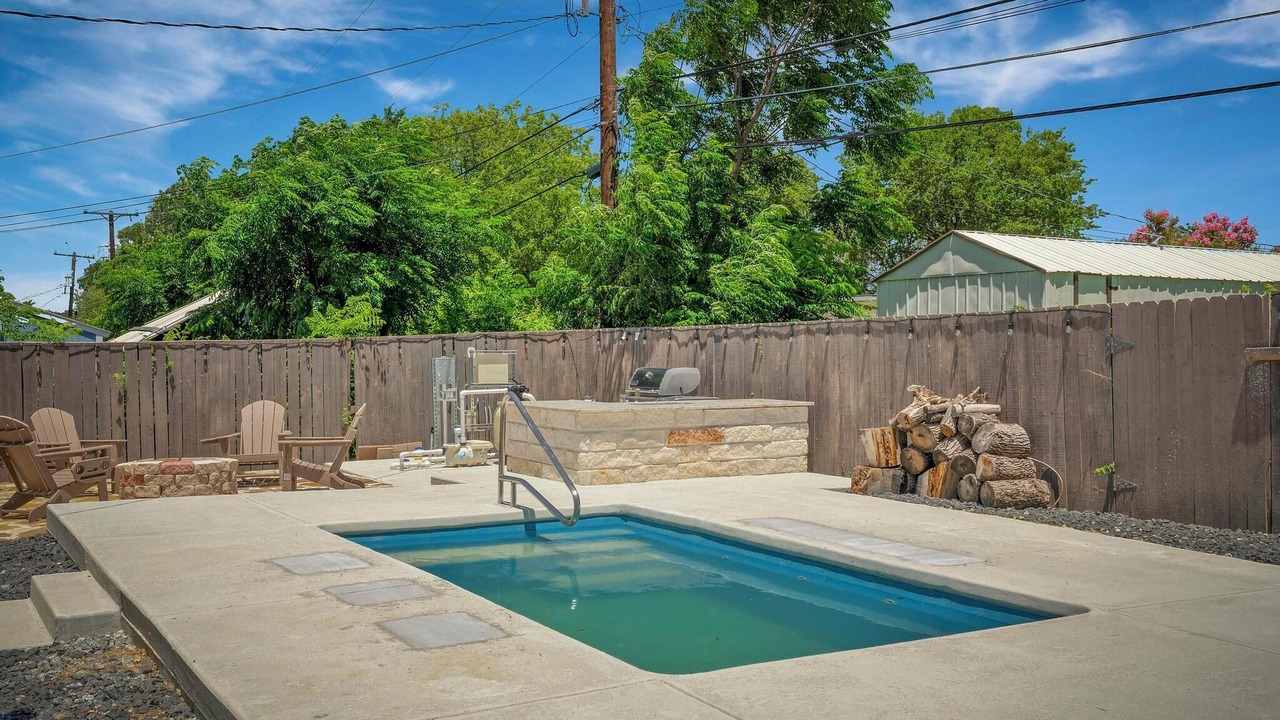 Photo of Outdoor in Shearer Hills - Ridgeview