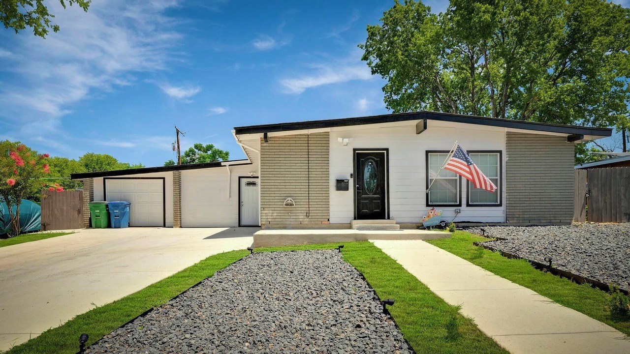 Photo of Outdoor in Shearer Hills - Ridgeview
