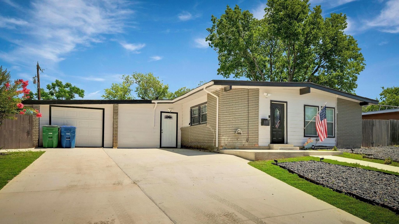 Photo of Outdoor in Shearer Hills - Ridgeview