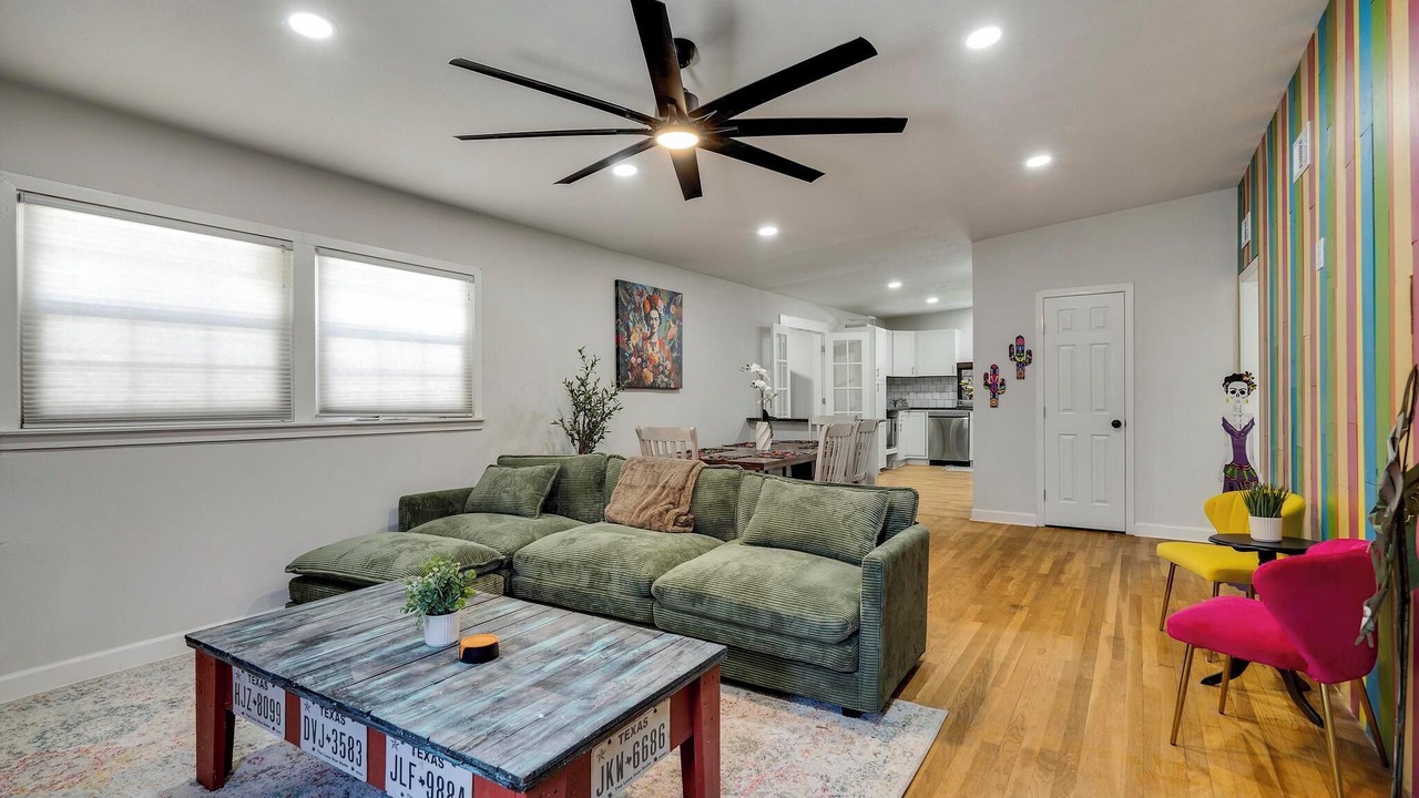 Photo of Livingroom in Shearer Hills - Ridgeview
