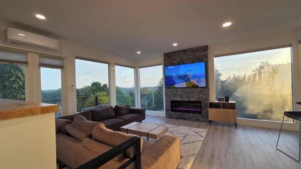 Photo of Livingroom in Bryn Mawr-Skyway