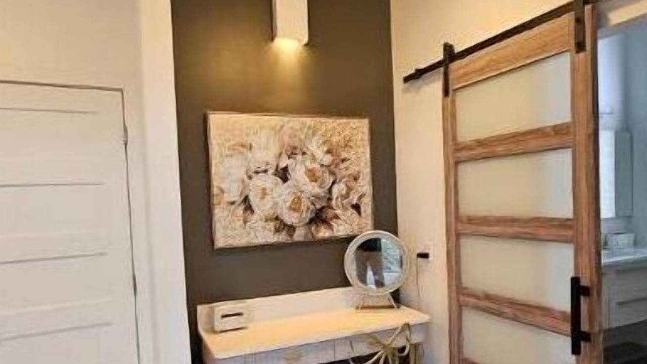 Photo of Others in Bryn Mawr-Skyway