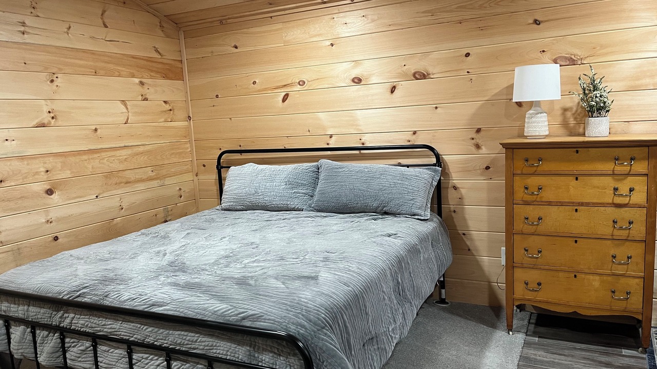 Photo of Bedroom in Lawrenceville