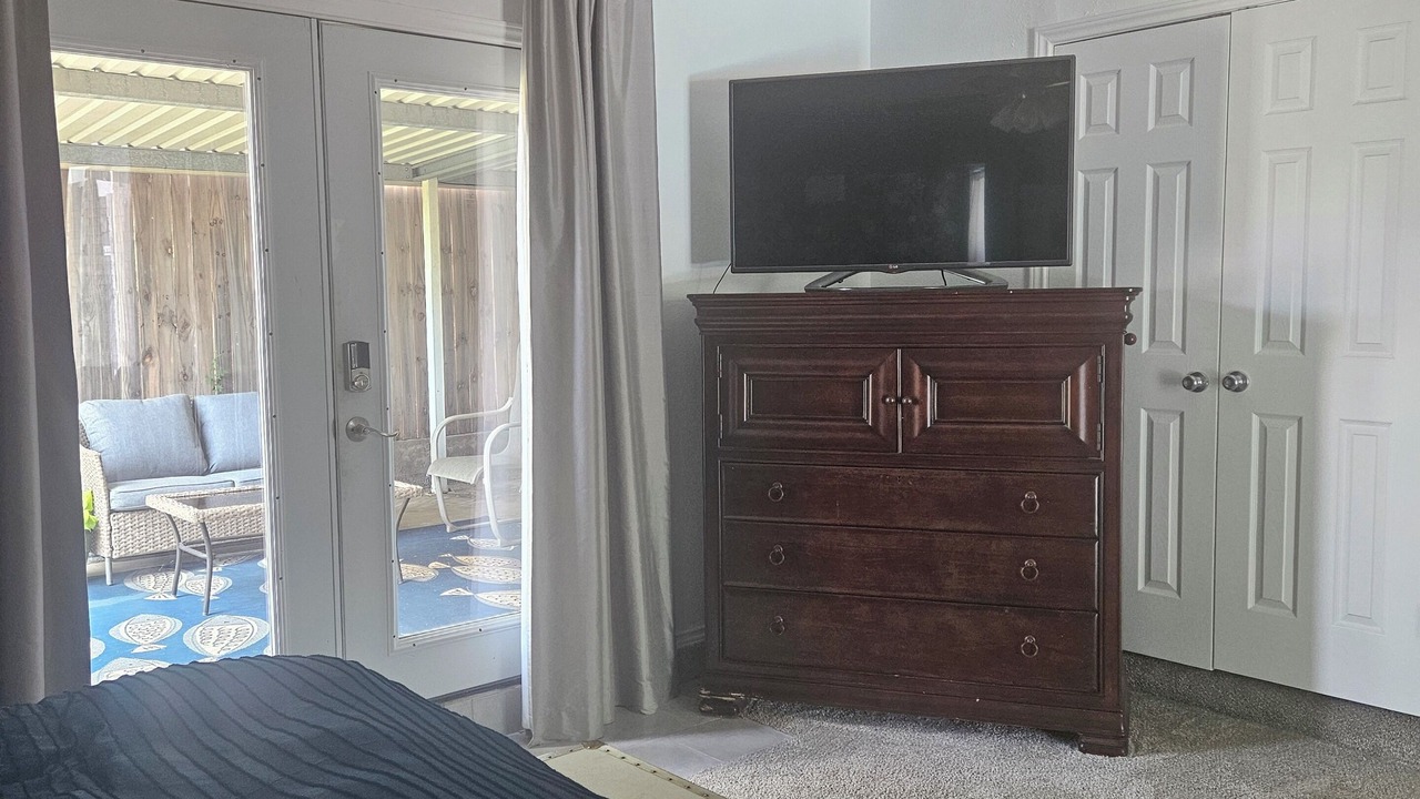 Photo of Bedroom in Haltom City