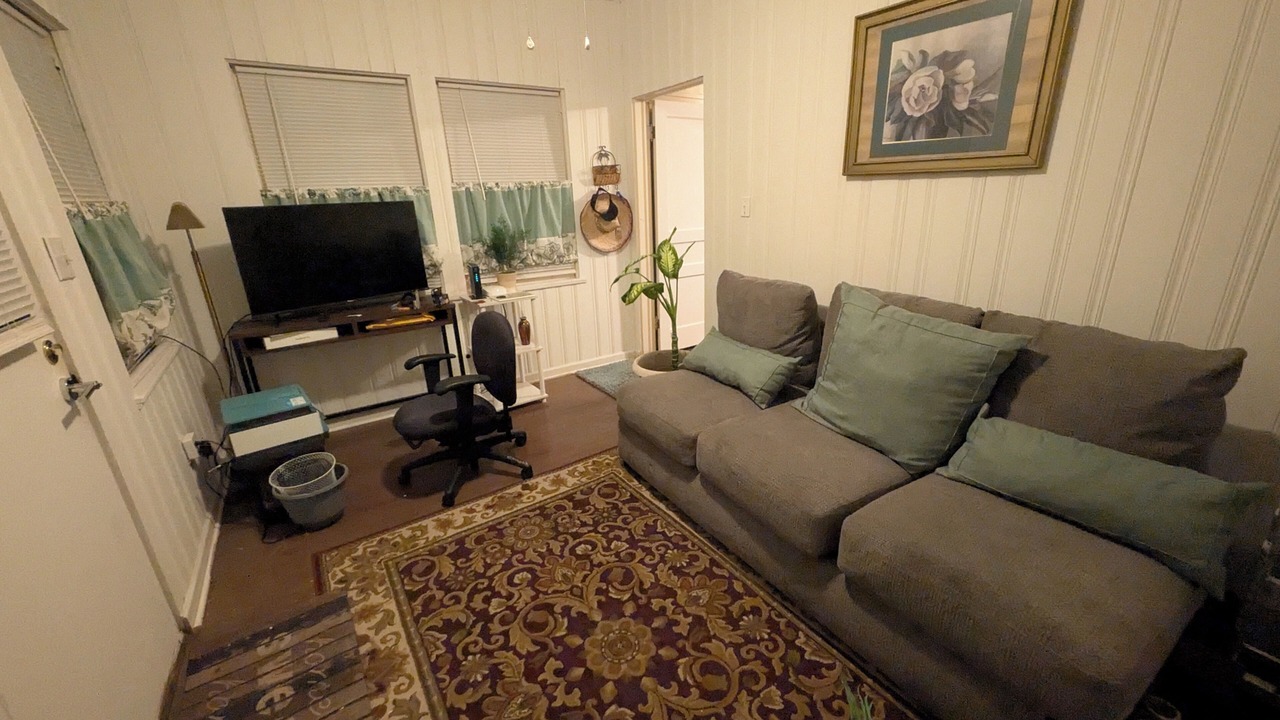 Photo of Livingroom in Shaw