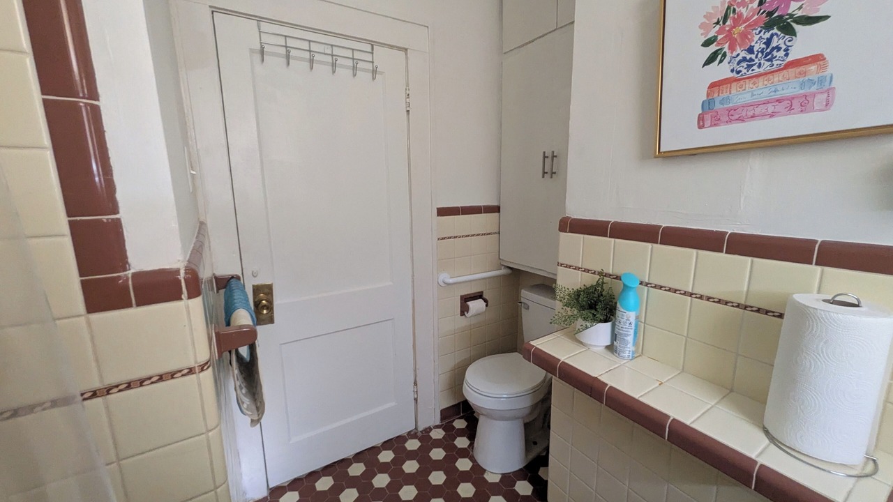 Photo of Bathroom in Shaw