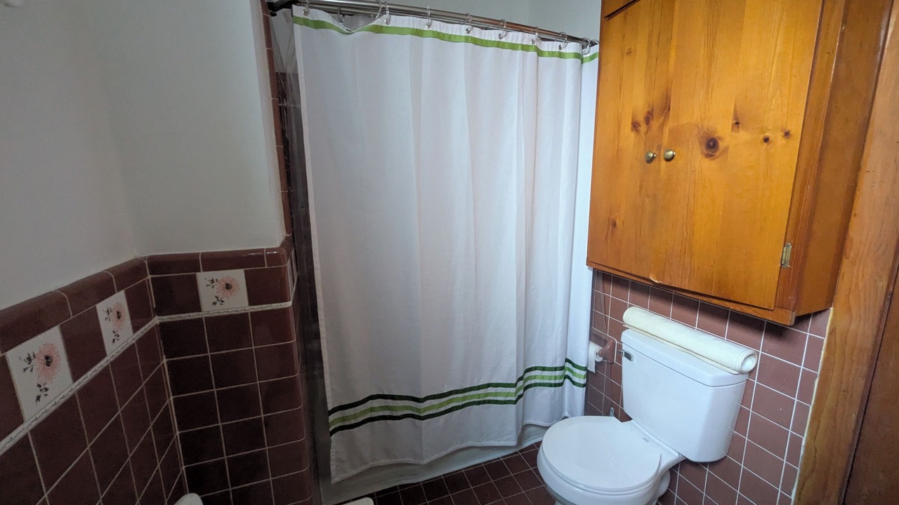 Photo of Bathroom in Shaw